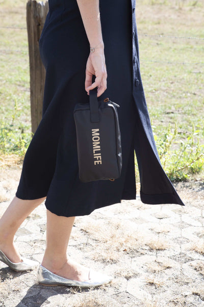 MOMLIFE TOILETRY BAG BLACK